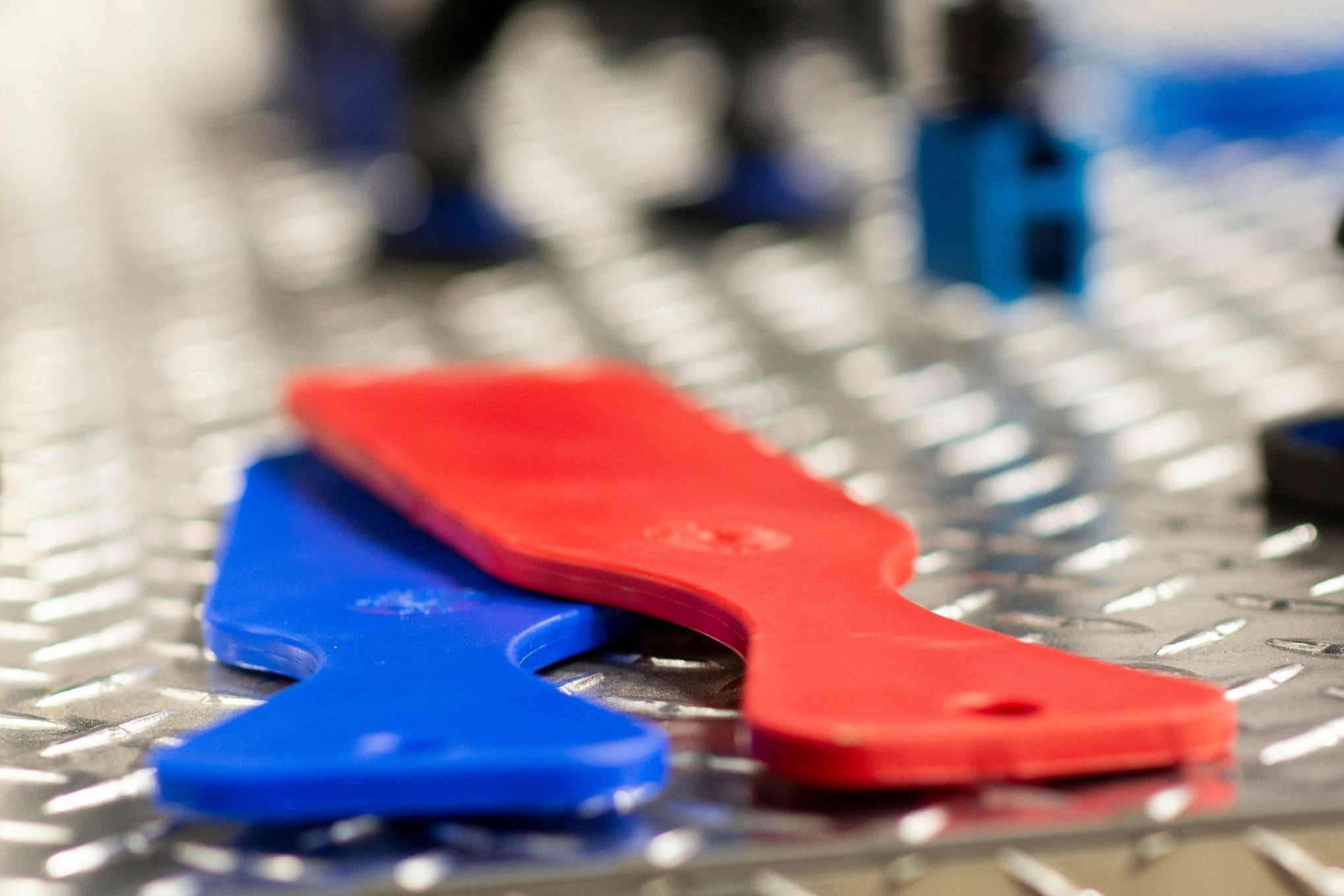 KECO Red Flex Crown Slapper Plastic Body Spoon — Keco Tabs UK